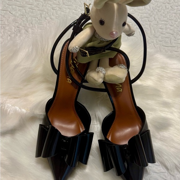 Elegant Black Women's Heels Size 9 - Picture 6 of 12